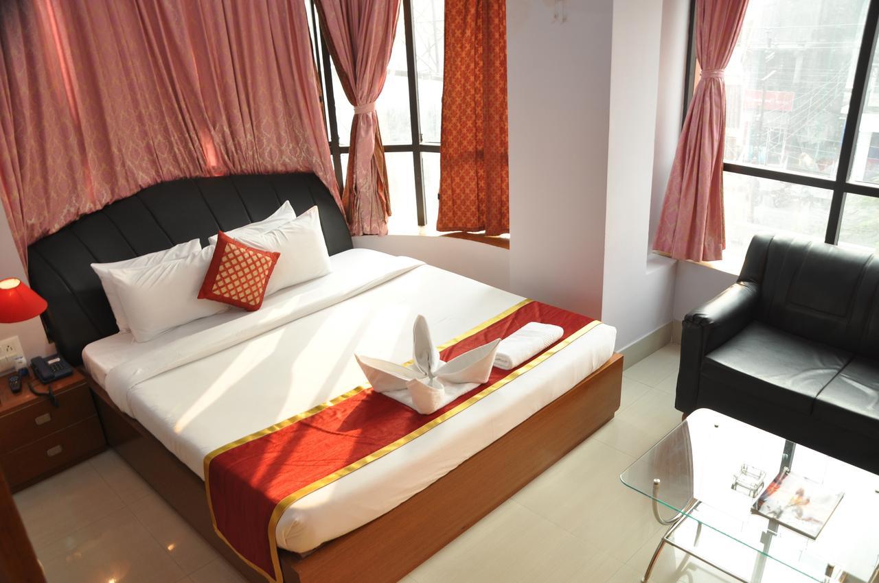 Hotel Dooars Mountain Alipur Duar ภายนอก รูปภาพ