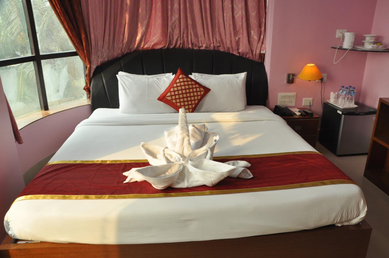Hotel Dooars Mountain Alipur Duar ภายนอก รูปภาพ