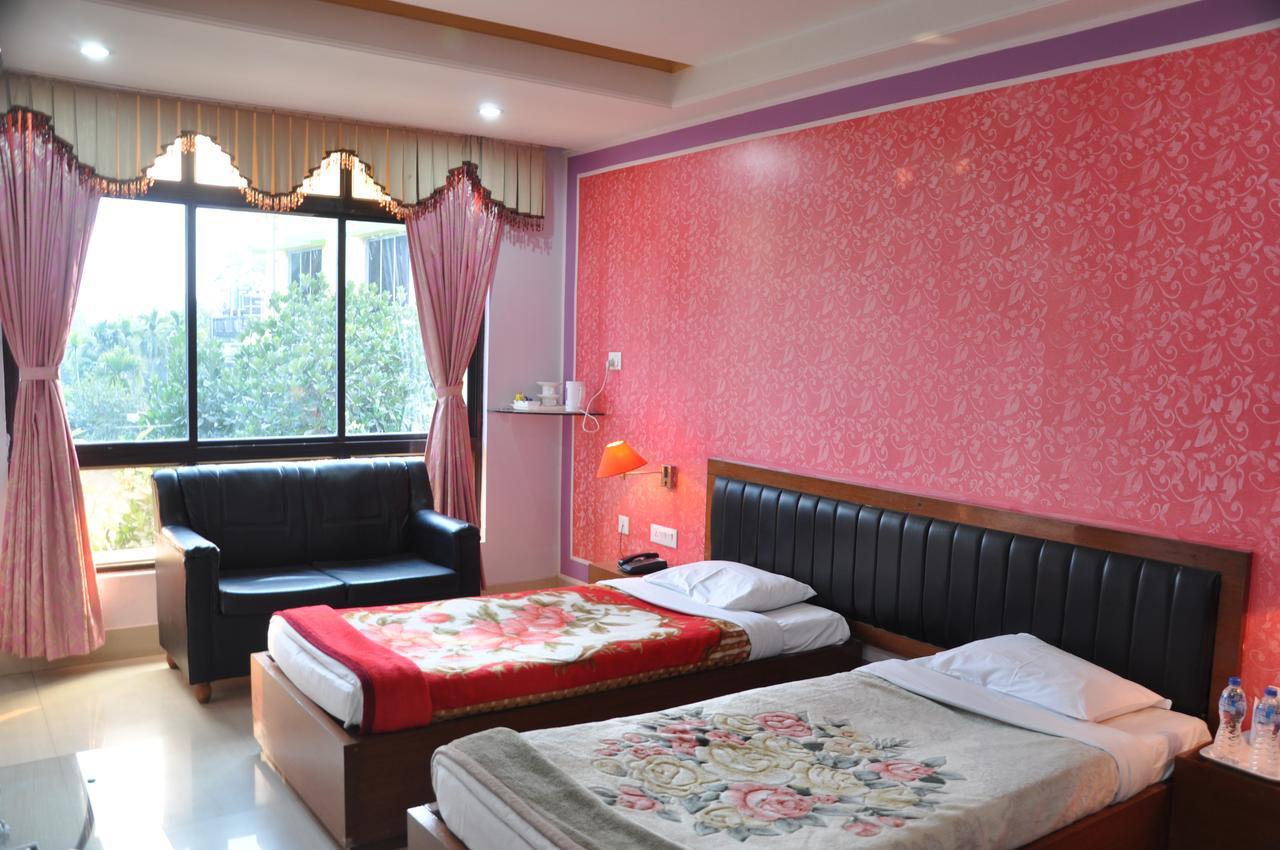 Hotel Dooars Mountain Alipur Duar ภายนอก รูปภาพ