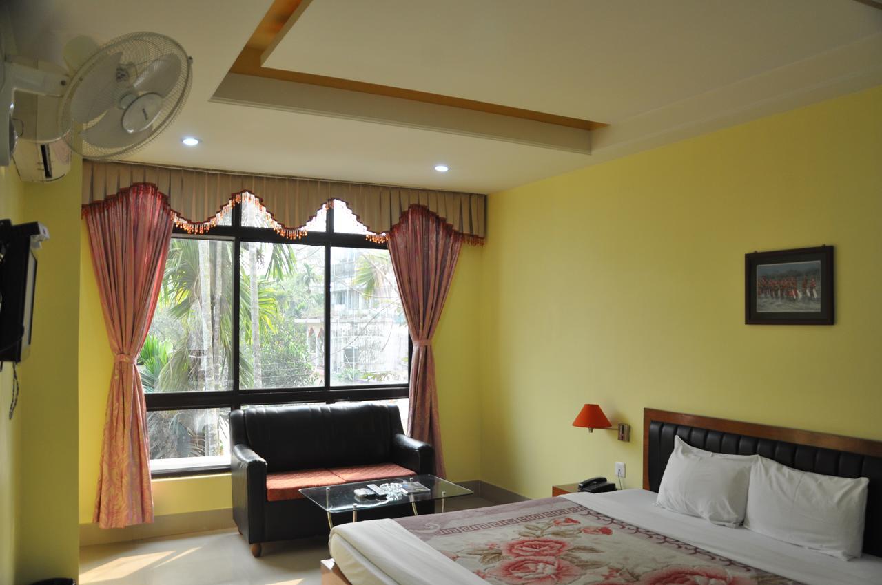 Hotel Dooars Mountain Alipur Duar ภายนอก รูปภาพ