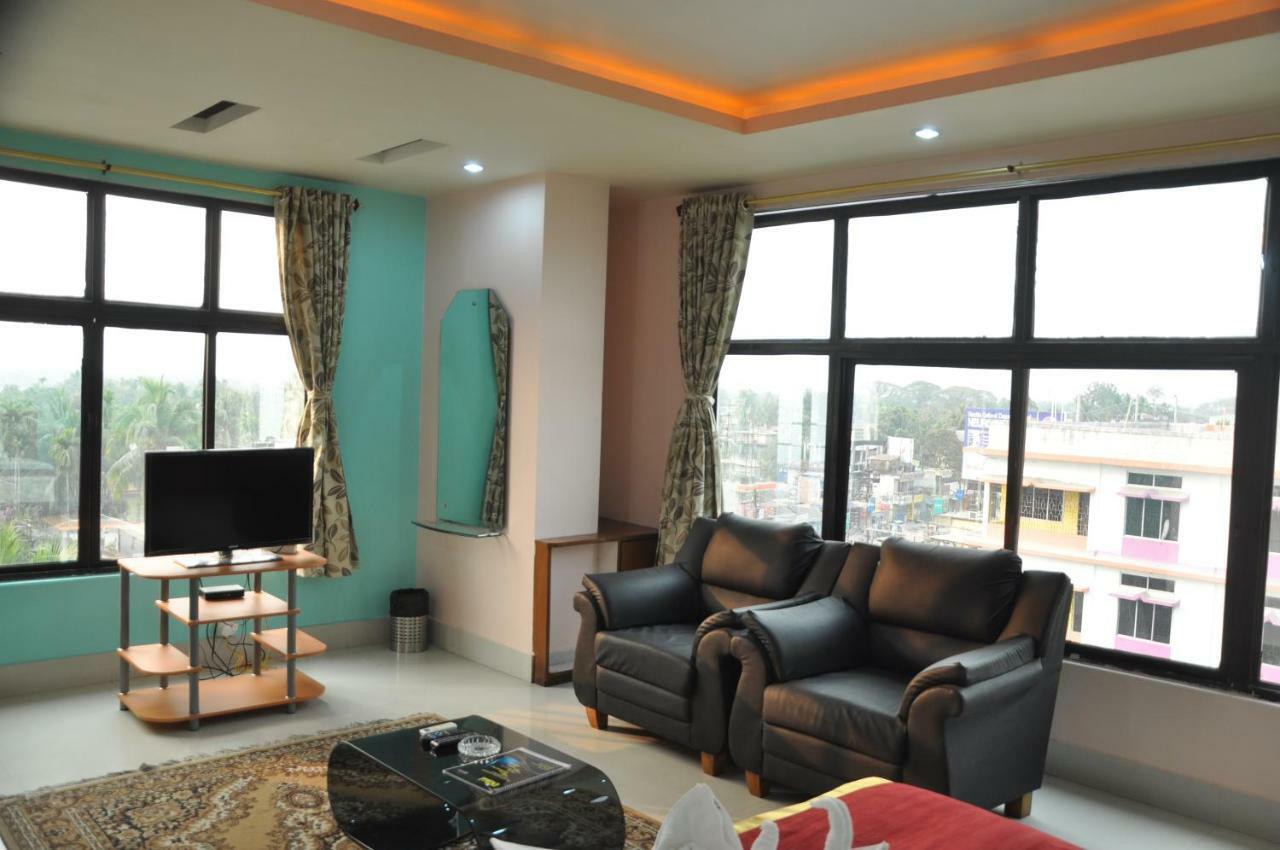 Hotel Dooars Mountain Alipur Duar ภายนอก รูปภาพ